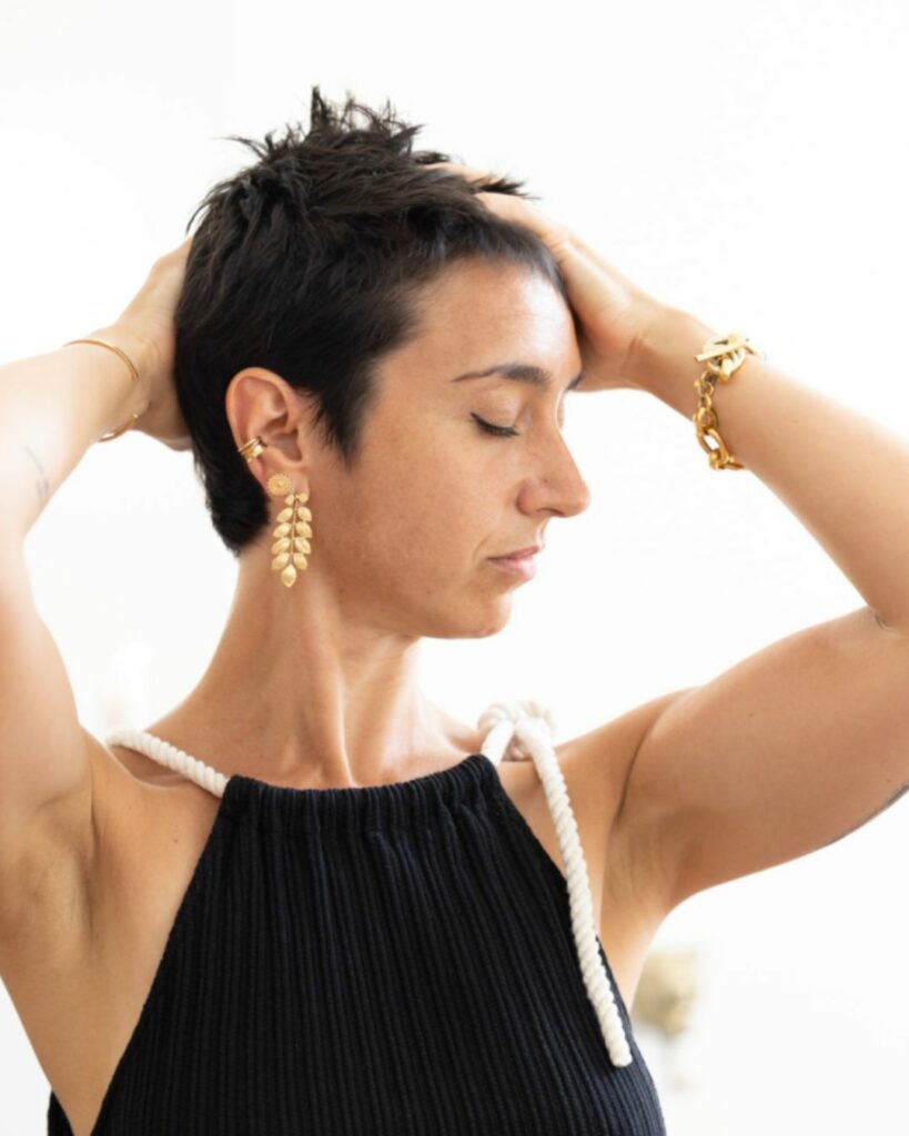 LAETITIA BRIANT - 6